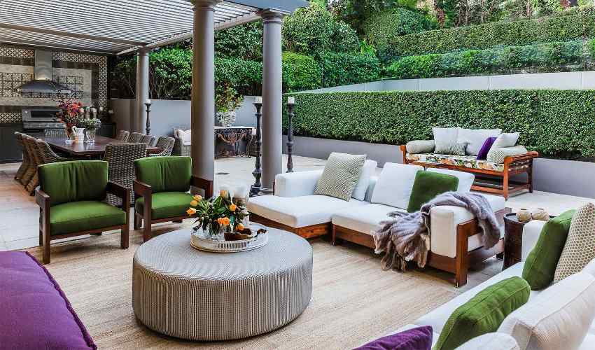 How to Choose the Best Small Space Patio & Outdoor Furniture