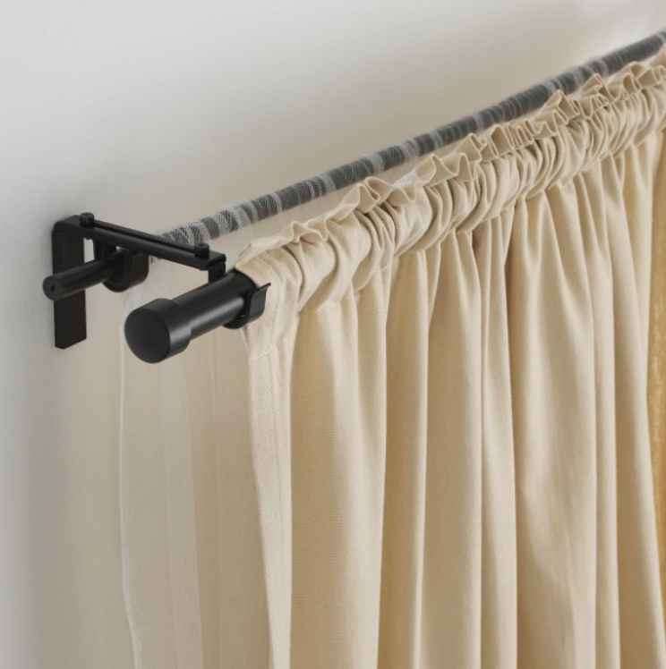 Trendy-Curtain-Rods